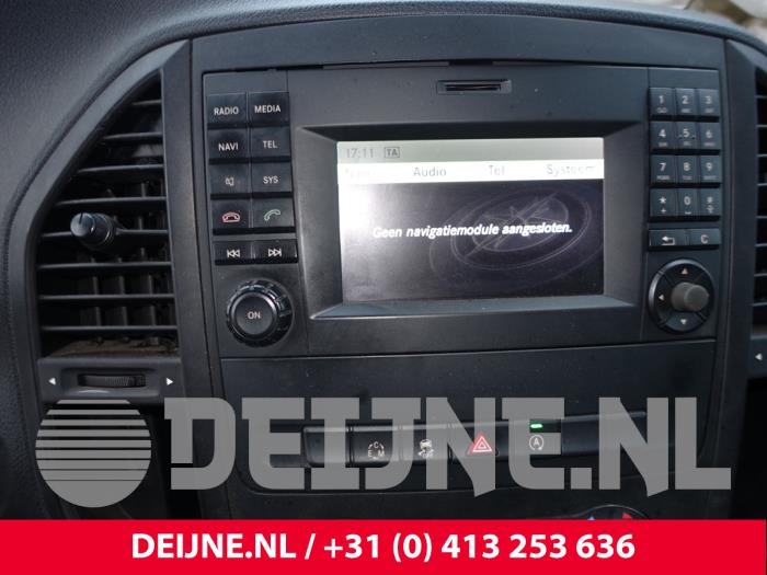 Mercedes Vito 2.2 114 CDI 16V Skrotfordon (2019, ZWART)