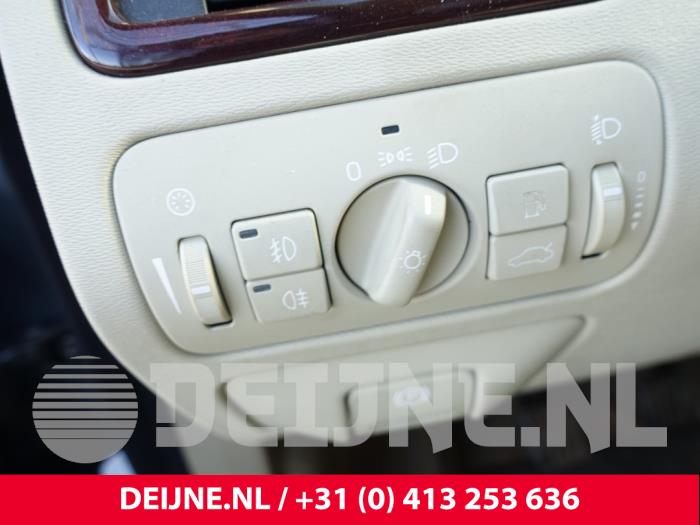 Volvo V70 2.0 16V Flexifuel Sloopvoertuig (2008, Blauw)