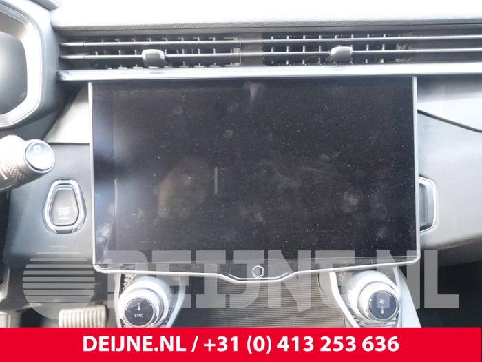 Lynk & Co 01 1.5 PHEV Skrotfordon (2023, ZWART)