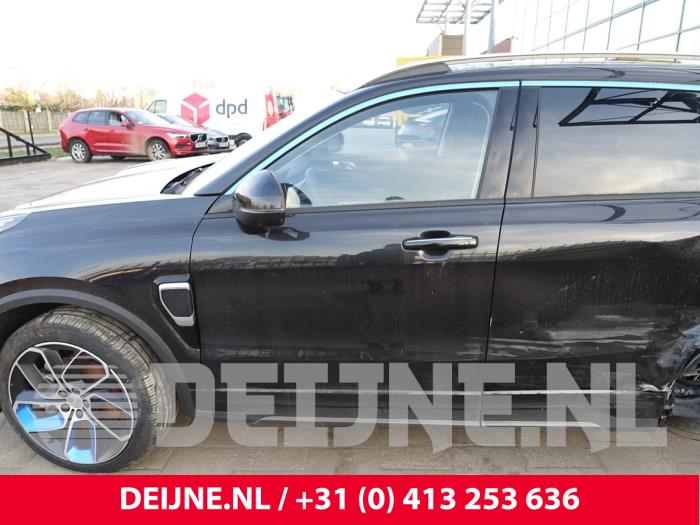 Lynk & Co 01 1.5 PHEV Skrotfordon (2023, ZWART)