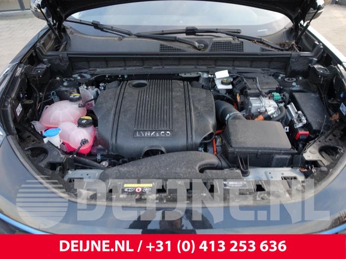 Lynk & Co 01 1.5 PHEV Skrotfordon (2023, ZWART)