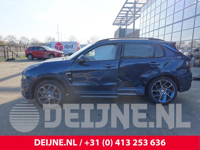 Lynk & Co 01 1.5 PHEV Sloopvoertuig (2023, Blauw)