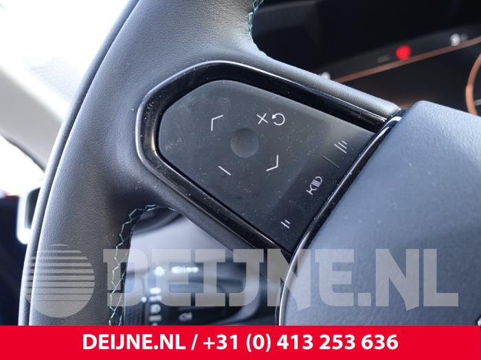 Lynk & Co 01 1.5 PHEV Sloopvoertuig (2023, Blauw)