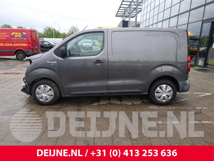 Peugeot Expert 2.0 Blue HDi 120 16V Sloopvoertuig (2017, Donker, Grijs)