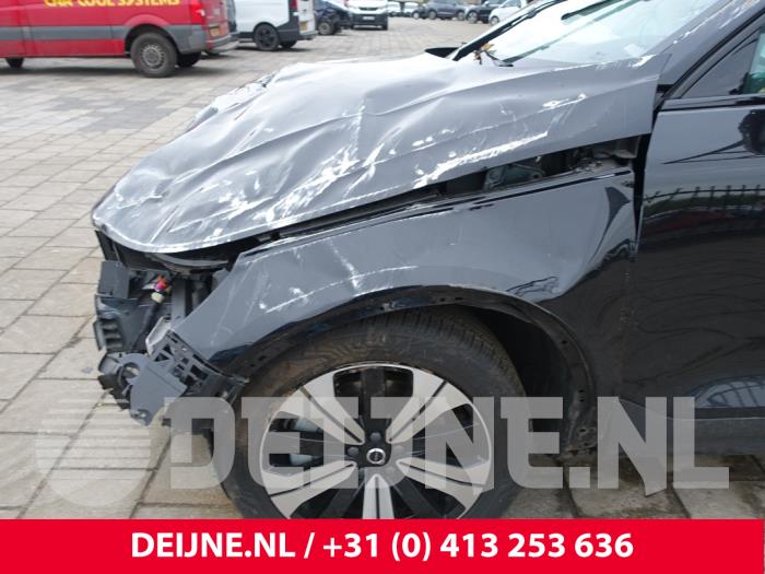 Volvo C40 Recharge Recharge Twin 78 kWh Skrotfordon (2023, ZWART)