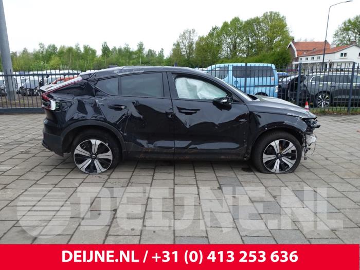 Volvo C40 Recharge Recharge Twin 78 kWh Skrotfordon (2023, ZWART)