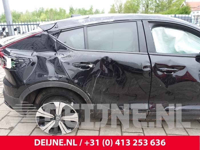 Volvo C40 Recharge Recharge Twin 78 kWh Skrotfordon (2023, ZWART)