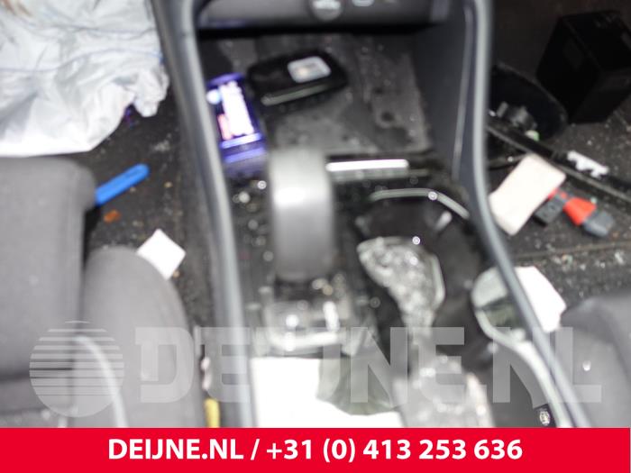 Volvo C40 Recharge Recharge Twin 78 kWh Skrotfordon (2023, ZWART)