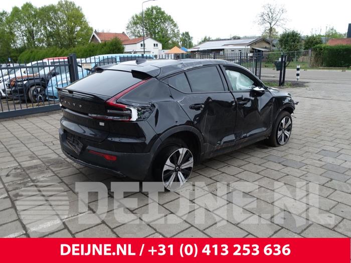 Volvo C40 Recharge Recharge Twin 78 kWh Skrotfordon (2023, ZWART)