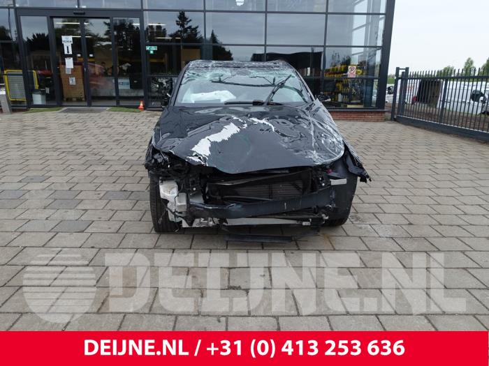 Volvo C40 Recharge Recharge Twin 78 kWh Skrotfordon (2023, ZWART)