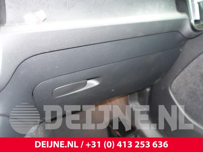 Volvo C40 Recharge Recharge Twin 78 kWh Skrotfordon (2023, ZWART)