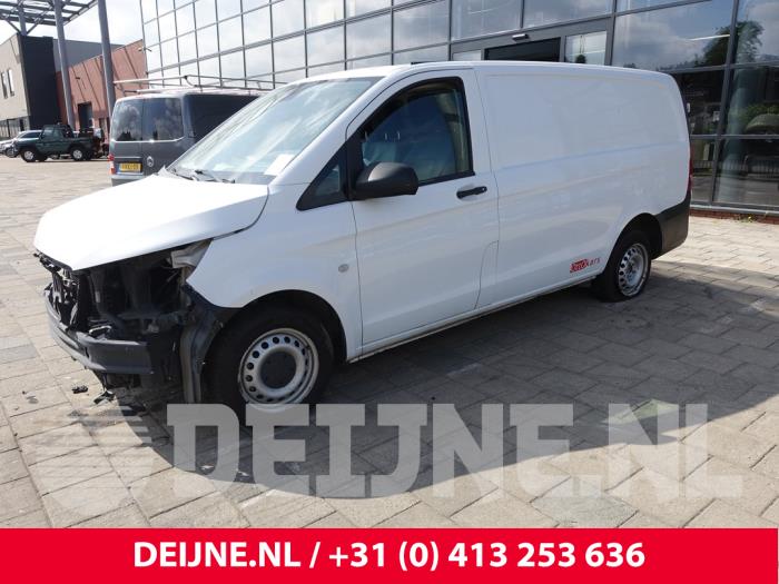 Mercedes Vito 1.6 111 CDI 16V Skrotfordon (2018, WIT)