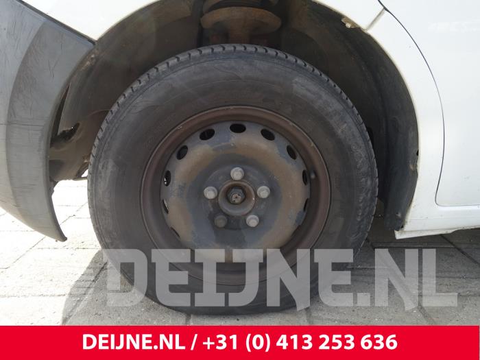 Renault Master III 2.3 dCi 125 16V FWD Samochód złomowany (2015, Bialy)