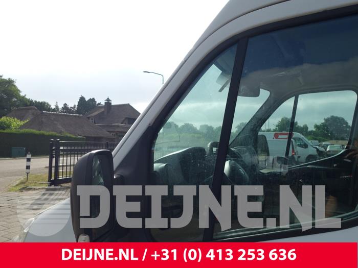 Renault Master III 2.3 dCi 125 16V FWD Samochód złomowany (2015, Bialy)