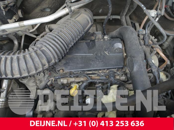 Renault Master III 2.3 dCi 125 16V FWD Samochód złomowany (2015, Bialy)