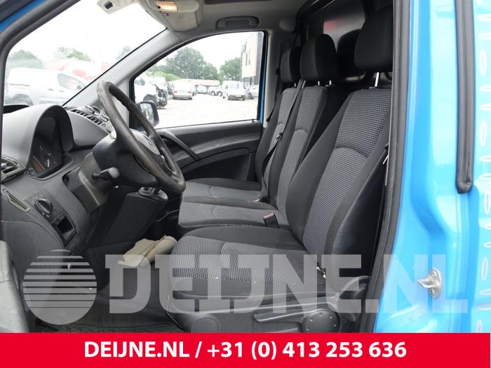 Mercedes Vito 2.2 116 CDI 16V Euro 5 Sloopvoertuig (2010, Blauw)
