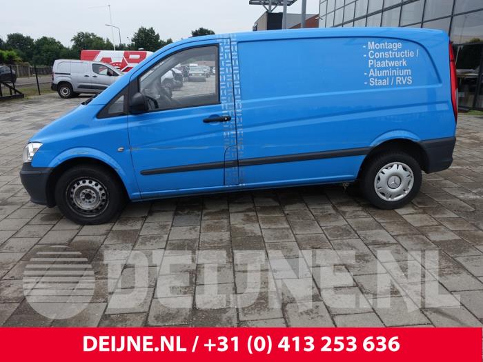 Mercedes Vito 2.2 116 CDI 16V Euro 5 Sloopvoertuig (2010, Blauw)