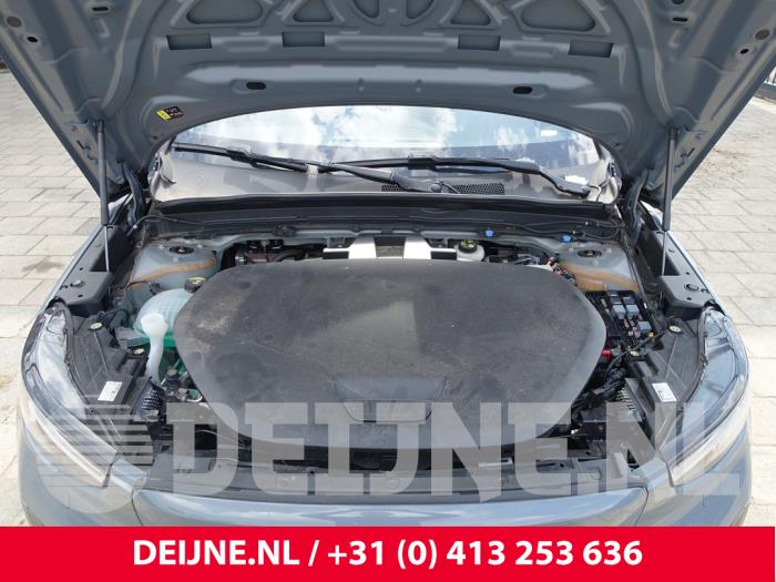 Volvo C40 Recharge Recharge Twin 78 kWh Skrotfordon (2021, GRIJS)