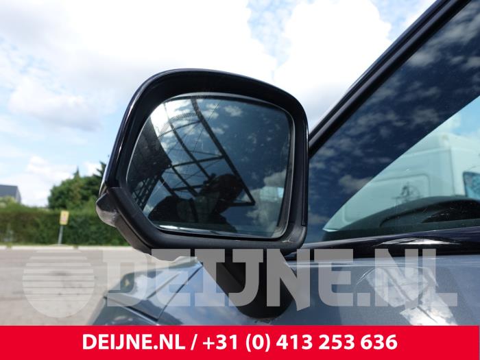 Volvo C40 Recharge Recharge Twin 78 kWh Skrotfordon (2021, GRIJS)