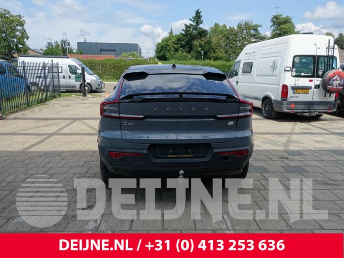 Volvo C40 Recharge Recharge Twin 78 kWh Skrotfordon (2021, GRIJS)