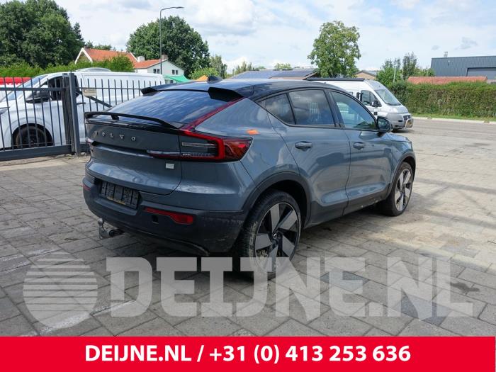 Volvo C40 Recharge Recharge Twin 78 kWh Skrotfordon (2021, GRIJS)