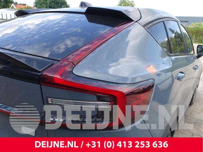 Volvo C40 Recharge Recharge Twin 78 kWh Skrotfordon (2021, GRIJS)