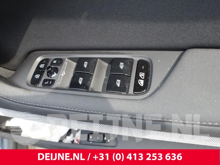 Polestar Polestar 2 78kWh Long Range Single Motor Sloopvoertuig (2023, Grijs)