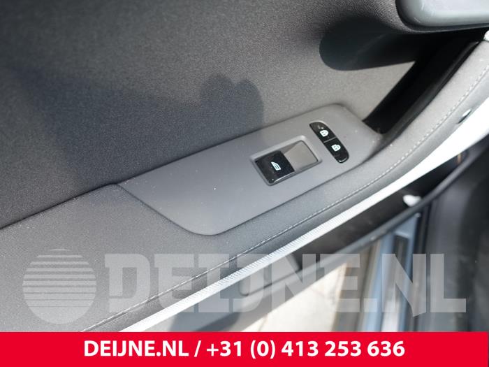 Polestar Polestar 2 78kWh Long Range Single Motor Sloopvoertuig (2023, Grijs)