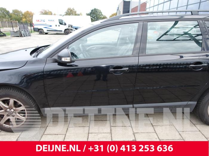 Volvo V70 2.0 D 16V Skrotfordon (2009, ZWART)