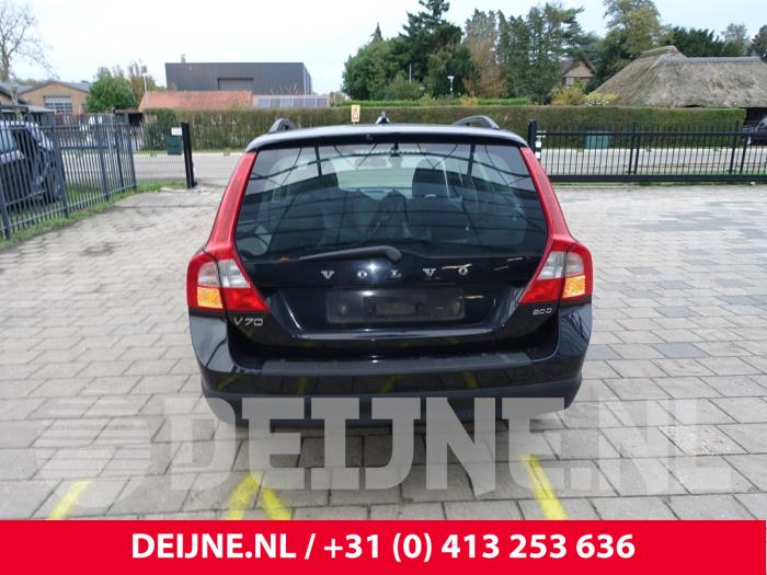 Volvo V70 2.0 D 16V Skrotfordon (2009, ZWART)