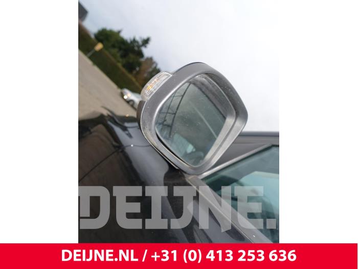 Volvo V70 2.0 D 16V Skrotfordon (2009, ZWART)