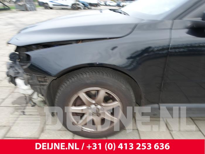 Volvo V70 2.0 D 16V Skrotfordon (2009, ZWART)