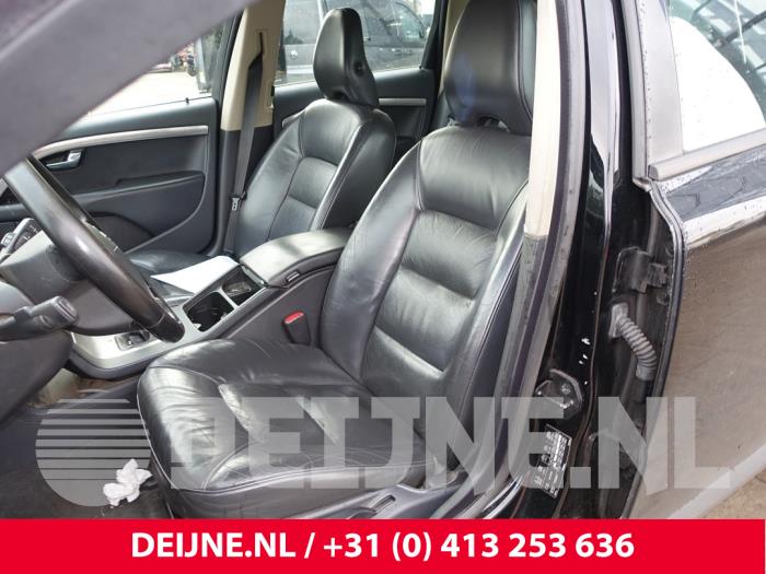 Volvo V70 2.0 D 16V Sloopvoertuig (2008, Zwart)