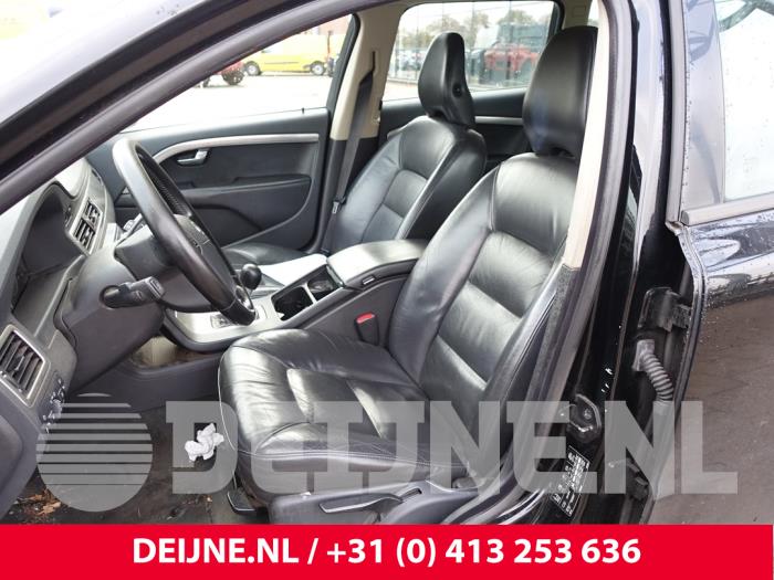 Volvo V70 2.0 D 16V Sloopvoertuig (2008, Zwart)