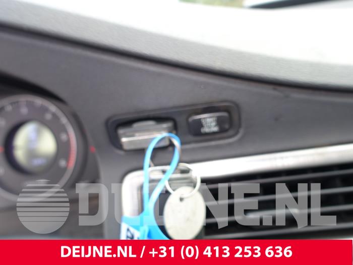 Volvo V70 2.0 D 16V Sloopvoertuig (2008, Zwart)