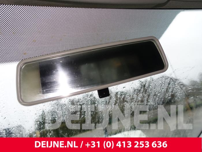 Volkswagen Caddy III 1.6 TDI 16V Samochód złomowany (2013, Bialy)