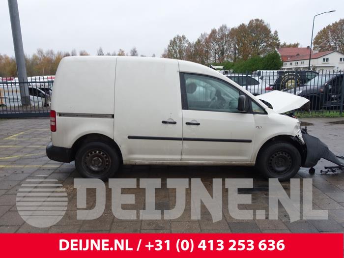 Volkswagen Caddy III 1.6 TDI 16V Samochód złomowany (2013, Bialy)