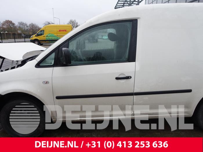 Volkswagen Caddy III 1.6 TDI 16V Samochód złomowany (2013, Bialy)