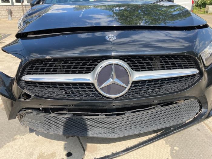 Mercedes A 1.5 A-160d Sloopvoertuig (2019, Zwart)