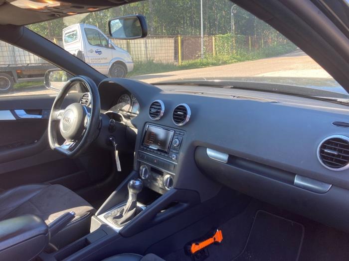 Audi A3 Sportback 1.4 TFSI 16V Samochód złomowany (2011, Czarny)