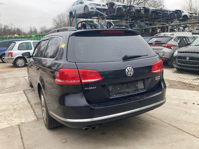 Volkswagen Passat Variant 2.0 TDI 16V 140 Sloopvoertuig (2014, Zwart)
