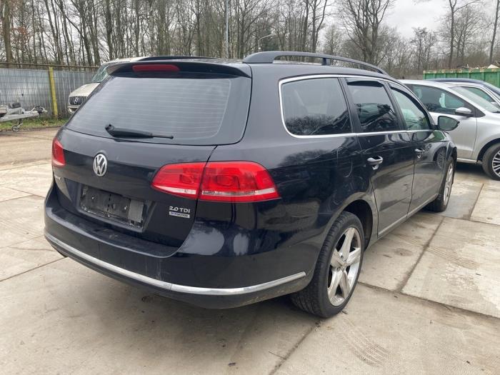 Volkswagen Passat Variant 2.0 TDI 16V 140 Sloopvoertuig (2014, Zwart)