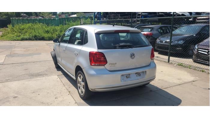 Volkswagen Polo Skrotfordon (2011, ZILVERGRIJS)