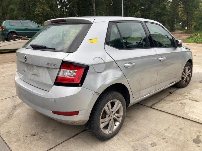 Skoda Fabia III 1.0 12V Sloopvoertuig (2019, Zilvergrijs)
