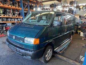 Volkswagen Transporter T4 2.5 TDI  (Skrot)