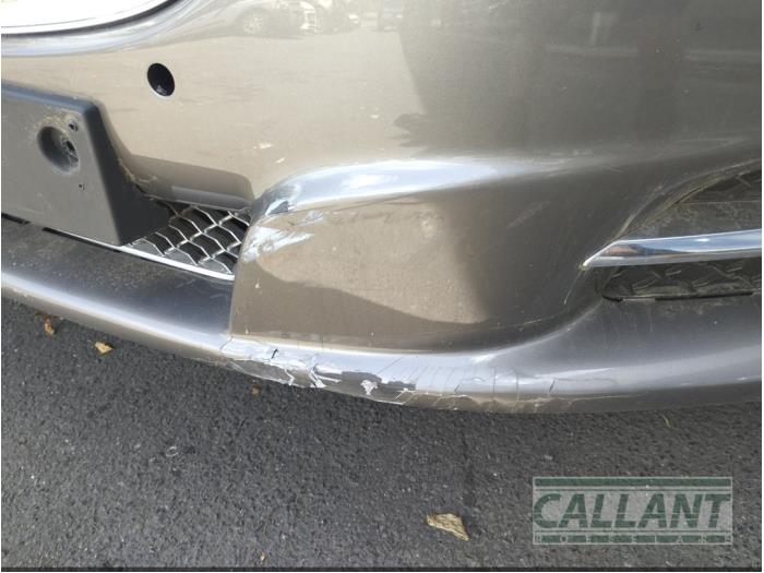 Jaguar XJ 3.0 D V6 24V Skrotfordon (2010, VAPOUR GREY)