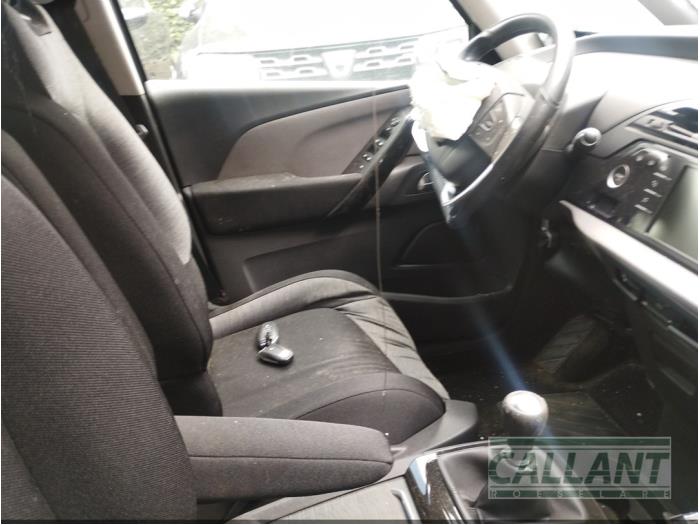 Citroen C4 Picasso 1.2 12V PureTech 130 Skrotfordon (2017, GRIS ARTENSE)