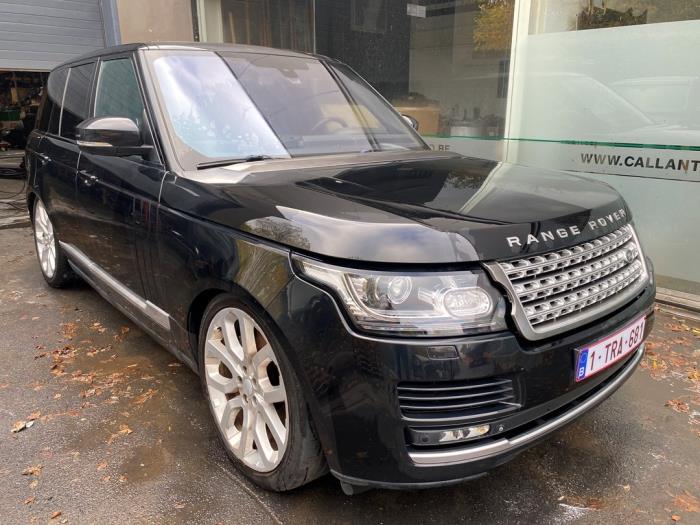 Landrover Range Rover IV 4.4 SDV8 32V Skrotfordon (2015, METALLIC ZWART)