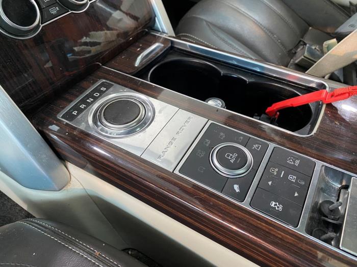 Landrover Range Rover IV 4.4 SDV8 32V Sloopvoertuig (2013, Metallic, Beige)