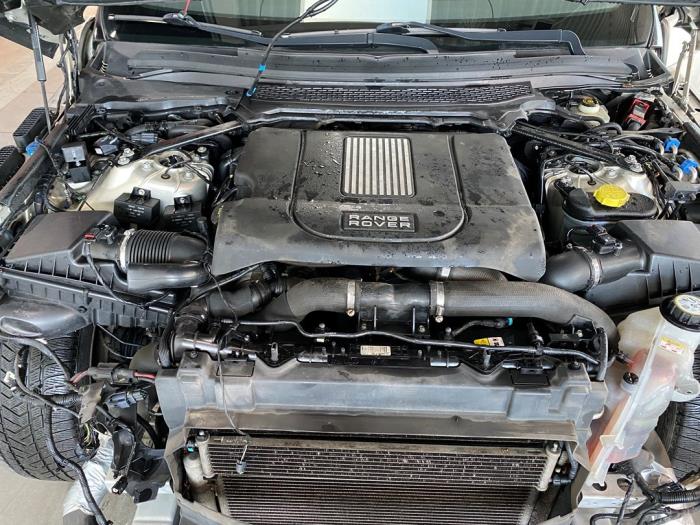 Landrover Range Rover IV 4.4 SDV8 32V Sloopvoertuig (2013, Metallic, Beige)